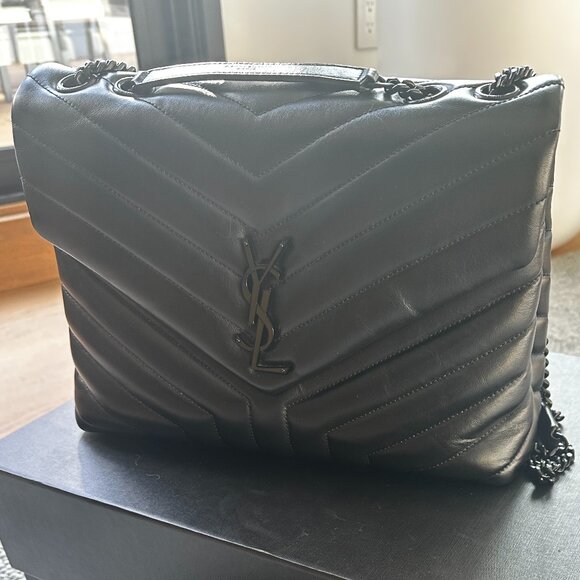 Saint Laurent Matelassé Leather Shoulder Bag (Black, Large) - Authentic - Picture 1 of 11